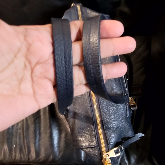 Authentic Louis Vuitton Empreinte Leather bag authenticated by poshmark - Picture 8 of 16